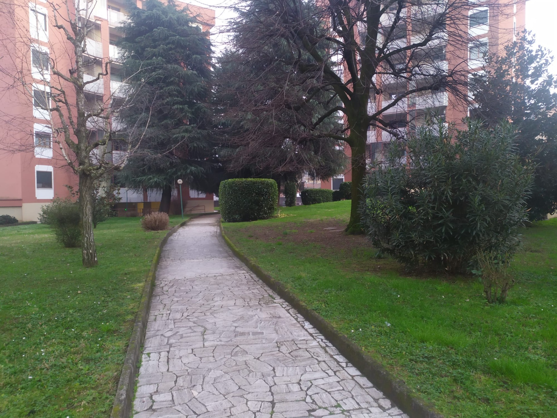 GIARDINO CONDOMINIALE CASA CHIARA SAN GIULIANO MILANESE